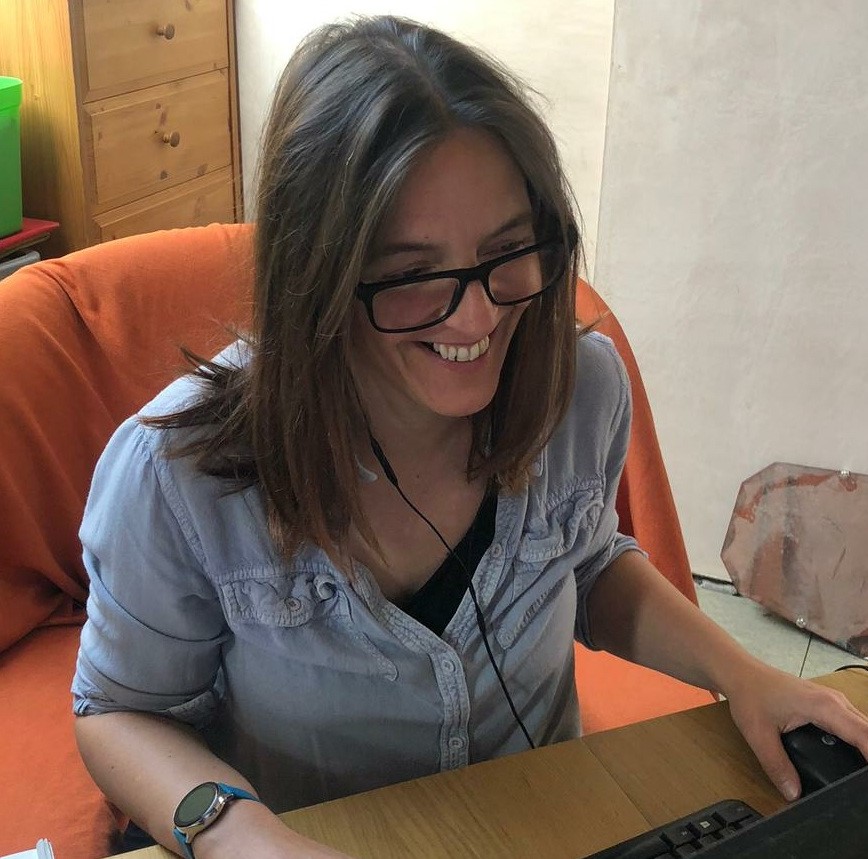 Photo of Dr Natasha Savage
